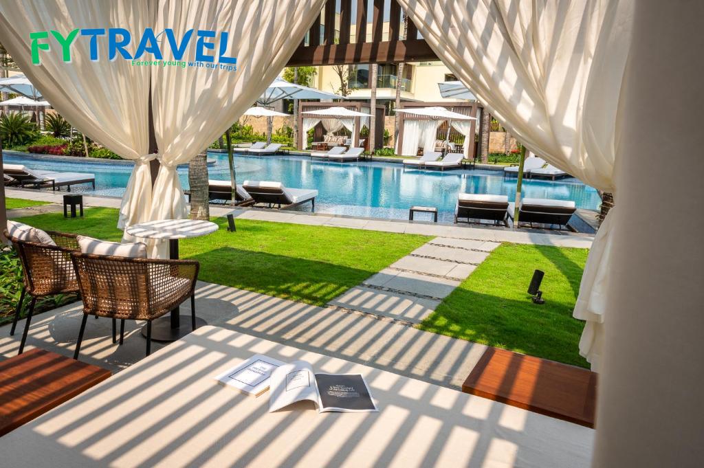 Shilla Monogram Quang Nam Da nang Shilla Monogram Quang Nam Da nang