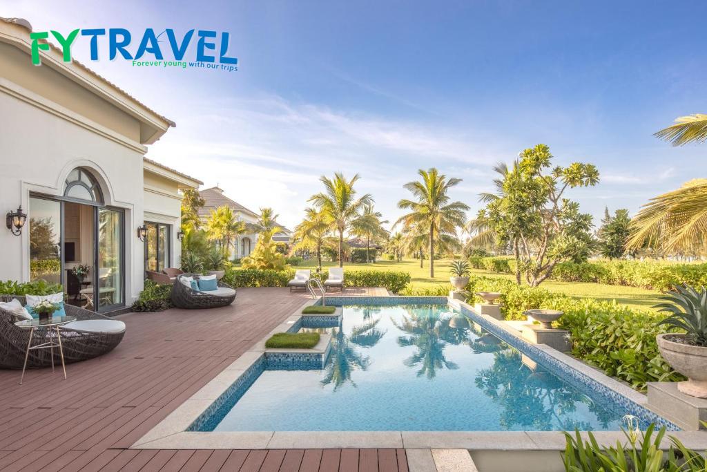 Meliá Vinpearl Cua Sot Beach Resort Meliá Vinpearl Cua Sot Beach Resort