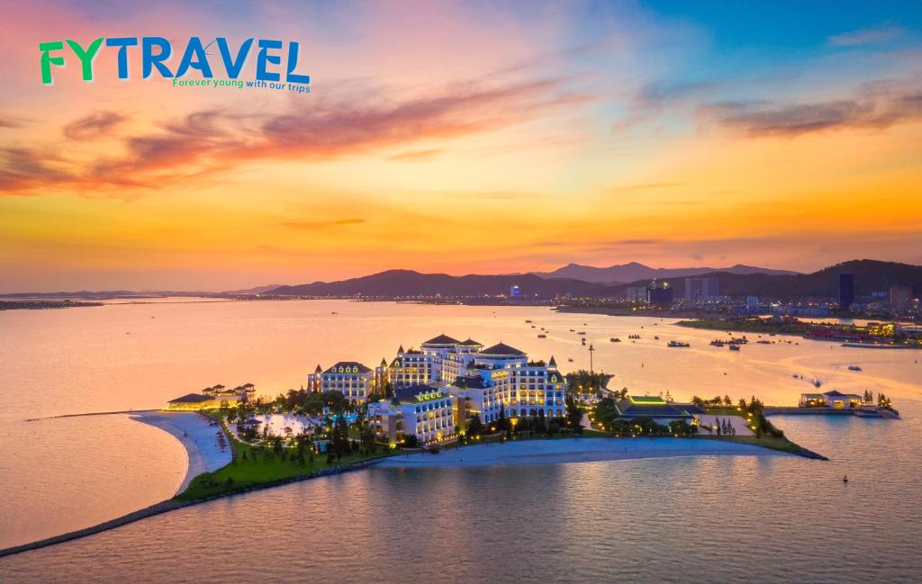 Vinpearl Resort & Spa Hạ Long Vinpearl Resort & Spa Hạ Long