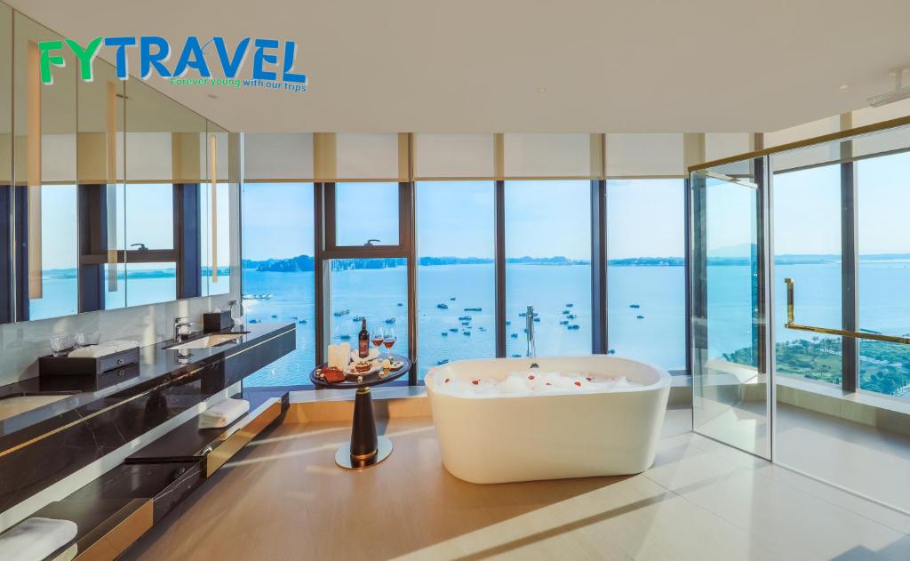 Sea Star Hạ Long Sea Star Hạ Long